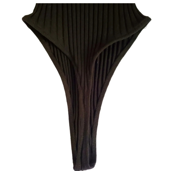 Show Me Your Mumu Lou Bodysuit Womens XSmall Strapless Ruffle Black‎ Ribbed XS - Picture 9 of 16